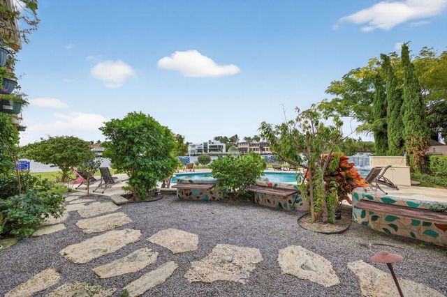 1201 Marble Way, Boca Raton, FL 33432