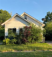 766 E Bundy Avenue, Flint, MI 48505