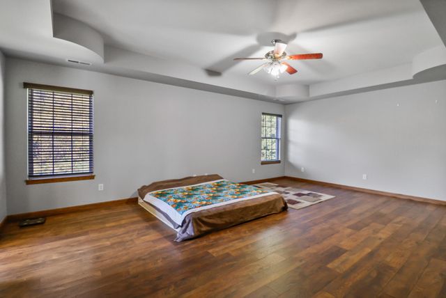 4203 Onyx Court, Valparaiso, IN 46385