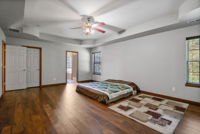 4203 Onyx Court, Valparaiso, IN 46385