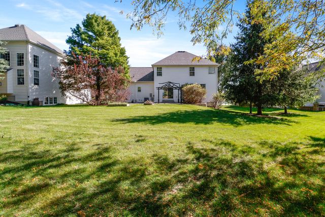 4203 Onyx Court, Valparaiso, IN 46385
