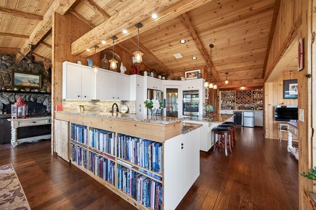 19736 Jesus Maria Rd, Mokelumne Hill, CA 95245