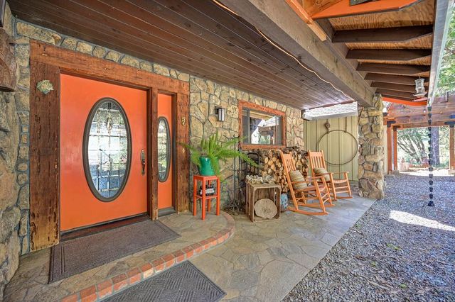 19736 Jesus Maria Rd, Mokelumne Hill, CA 95245