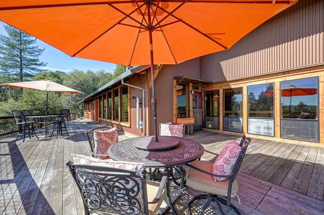 19736 Jesus Maria Rd, Mokelumne Hill, CA 95245