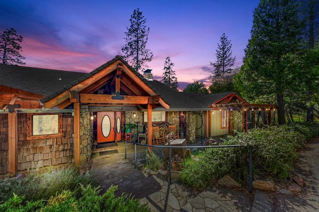19736 Jesus Maria Rd, Mokelumne Hill, CA 95245