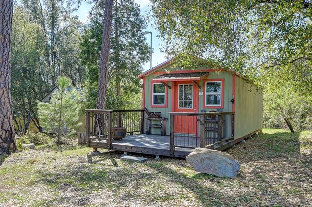 19736 Jesus Maria Rd, Mokelumne Hill, CA 95245