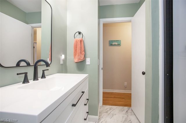 24634 Staghorn Drive, Bedford Heights, OH 44146