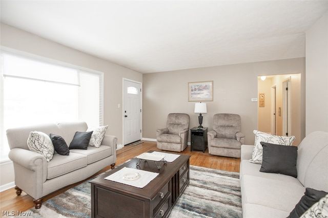 24634 Staghorn Drive, Bedford Heights, OH 44146