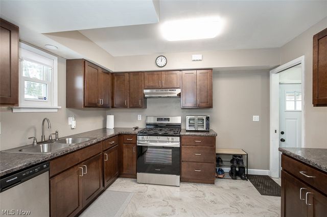 24634 Staghorn Drive, Bedford Heights, OH 44146