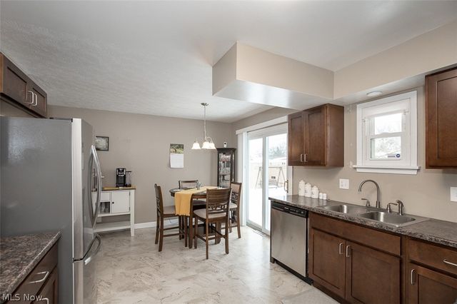 24634 Staghorn Drive, Bedford Heights, OH 44146