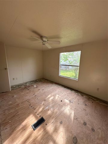 318 4th Street, San Leon, TX 77539