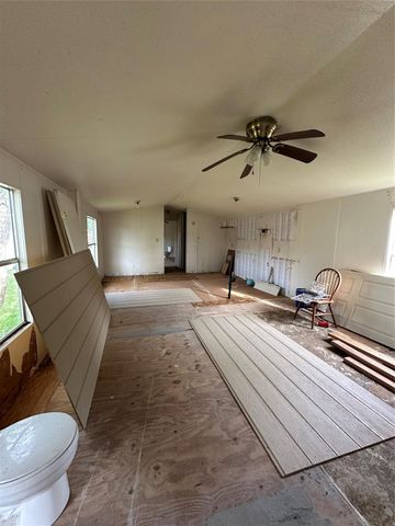 318 4th Street, San Leon, TX 77539