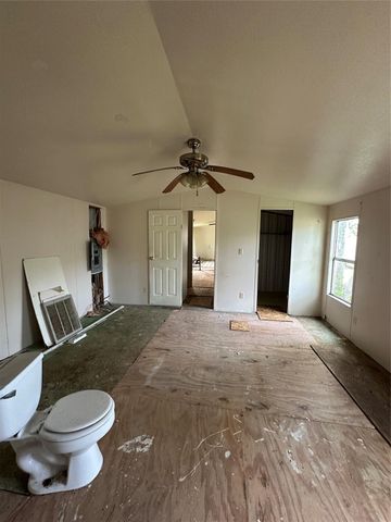 318 4th Street, San Leon, TX 77539