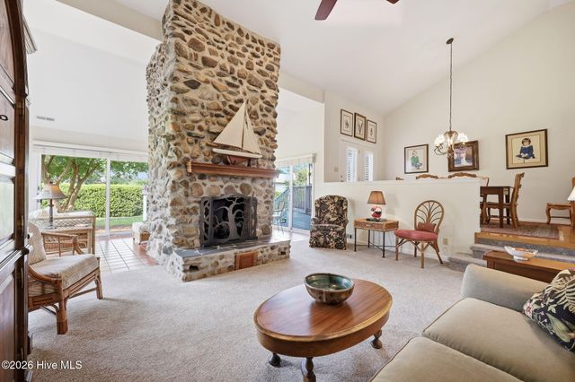 205 Austin Point Drive, Washington, NC 27889