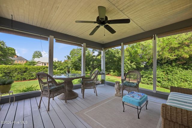 205 Austin Point Drive, Washington, NC 27889