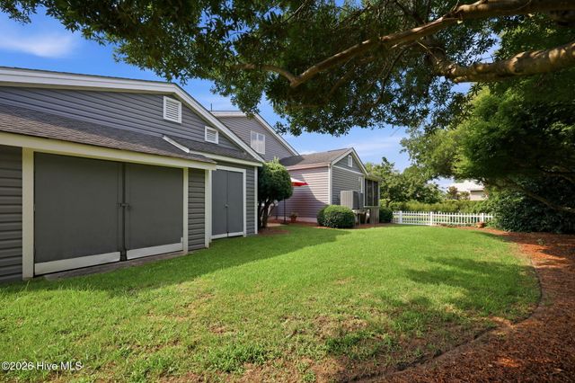205 Austin Point Drive, Washington, NC 27889