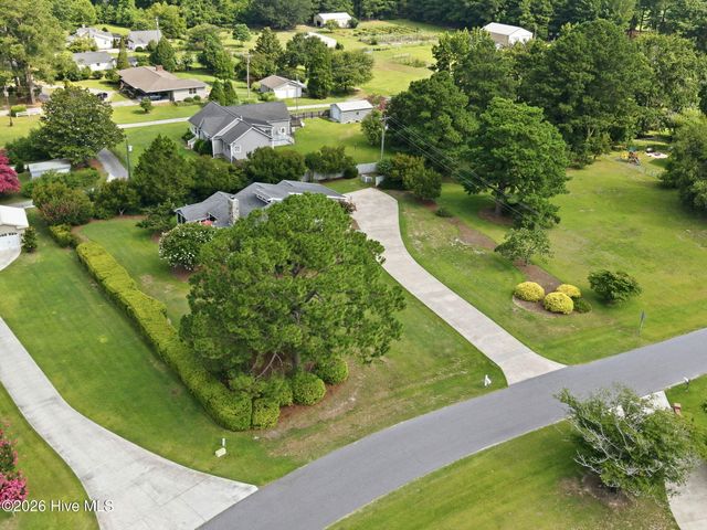205 Austin Point Drive, Washington, NC 27889