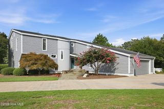 205 Austin Point Drive, Washington, NC 27889