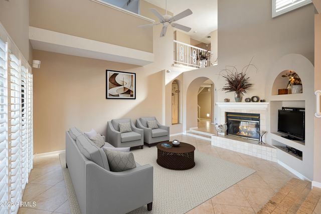 4610 E MONTE Way, Phoenix, AZ 85044