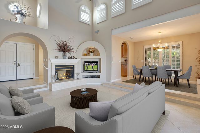 4610 E MONTE Way, Phoenix, AZ 85044