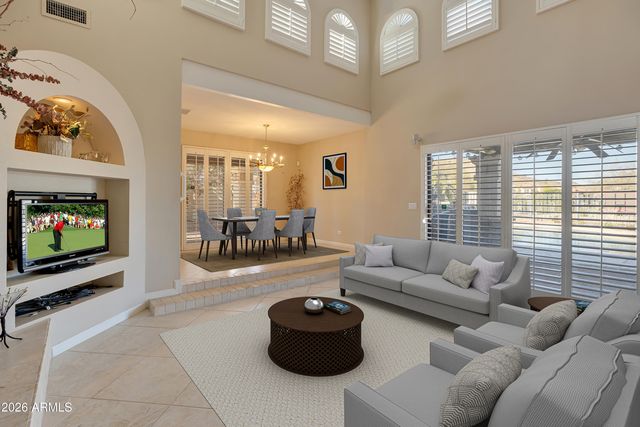 4610 E MONTE Way, Phoenix, AZ 85044