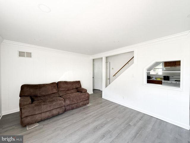 103 COLFAX DR, Manassas Park, VA 20111