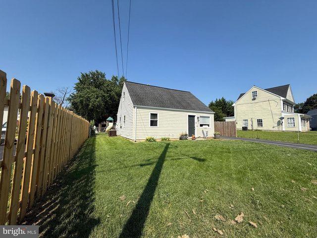 103 COLFAX DR, Manassas Park, VA 20111