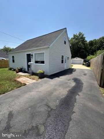 103 COLFAX DR, Manassas Park, VA 20111