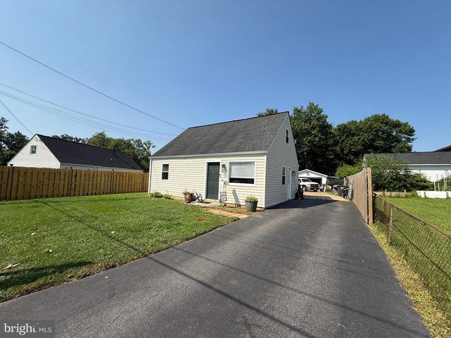 103 COLFAX DR, Manassas Park, VA 20111
