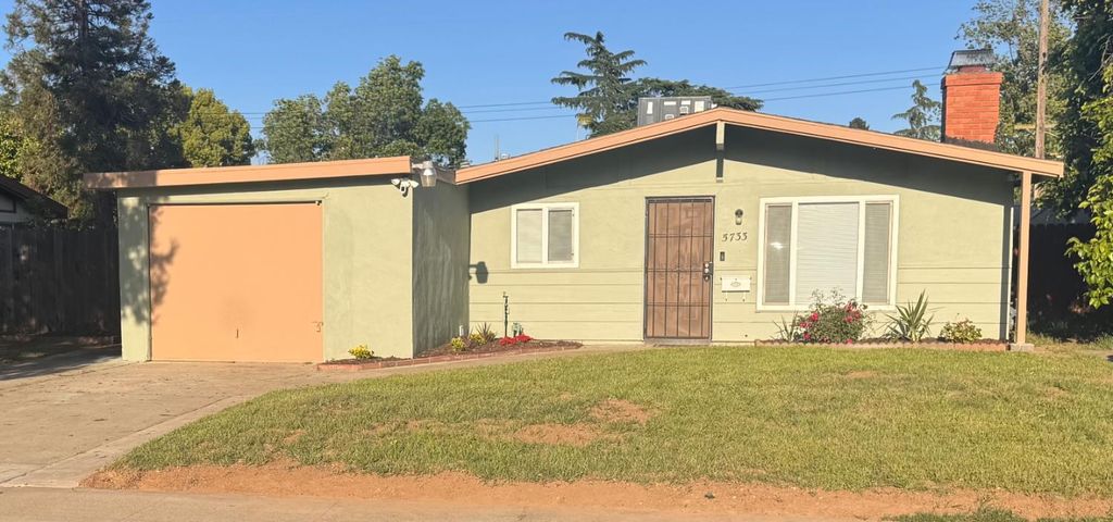 5733 39th St, Sacramento, CA 95824