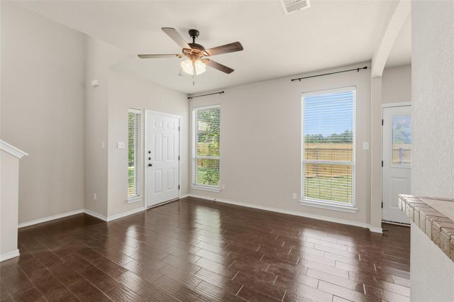 142 Sierra Rose LOOP, Georgetown, TX 78626