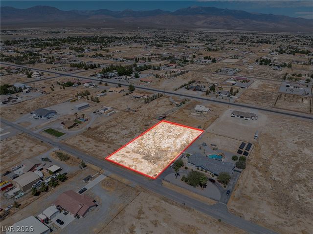 3721 South Mariposa Avenue, Pahrump, NV 89048