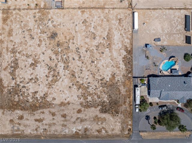 3721 South Mariposa Avenue, Pahrump, NV 89048