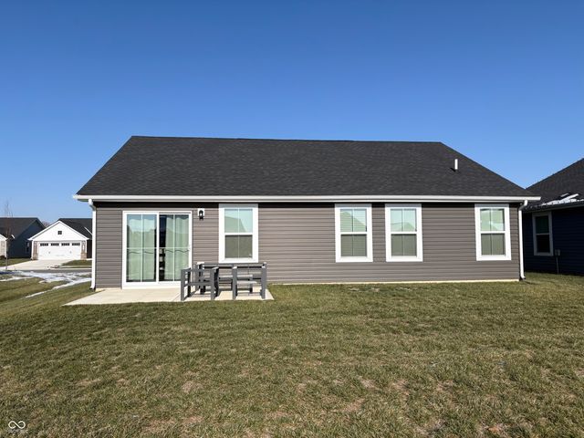 1247 Maumee Court, Greenfield, IN 46140