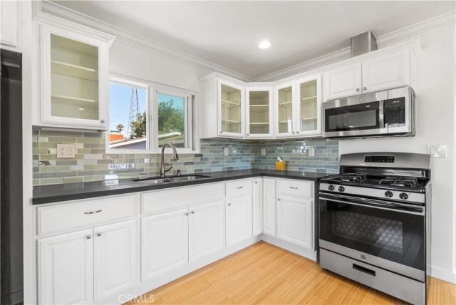 1510 E Maple Avenue, El Segundo, CA 90245