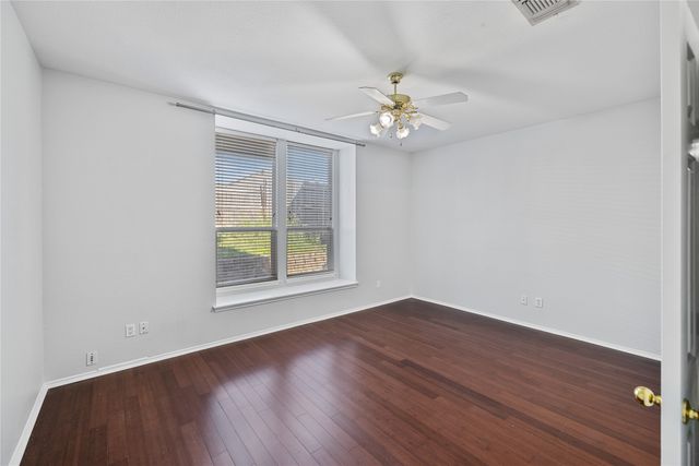 809 Slaughter Lane, Euless, TX 76040