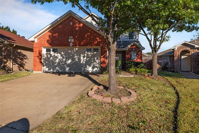 809 Slaughter Lane, Euless, TX 76040