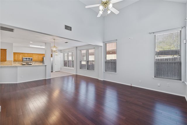 809 Slaughter Lane, Euless, TX 76040