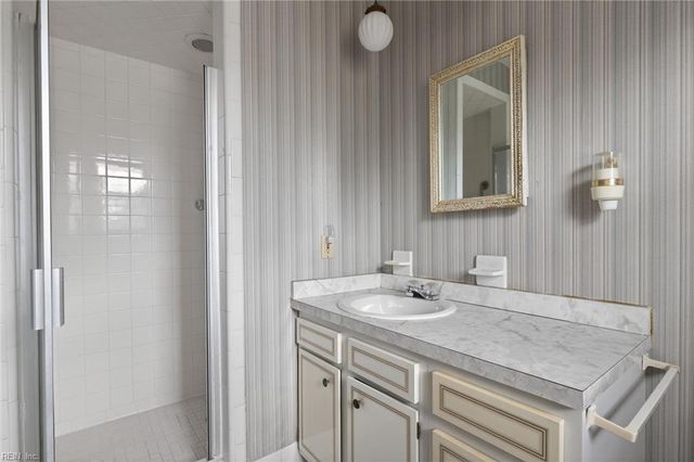 701 Earl Of Chesterfield CT, Virginia Beach, VA 23454