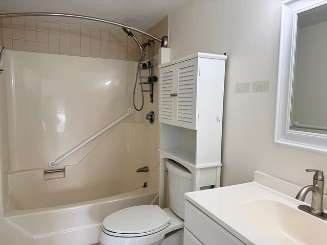 500 Salem St 406, Medford, MA 02155