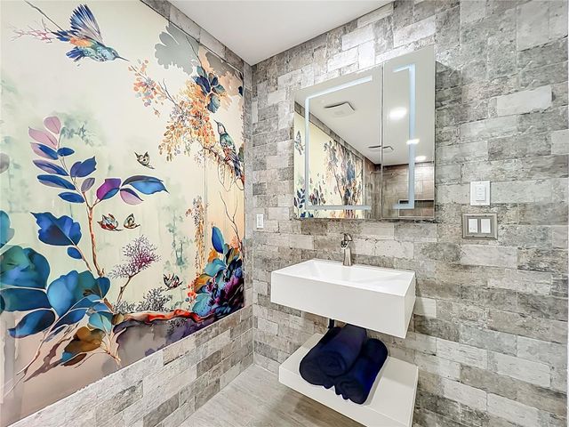 207 WEEPING ELM LANE, Longwood, FL 32779