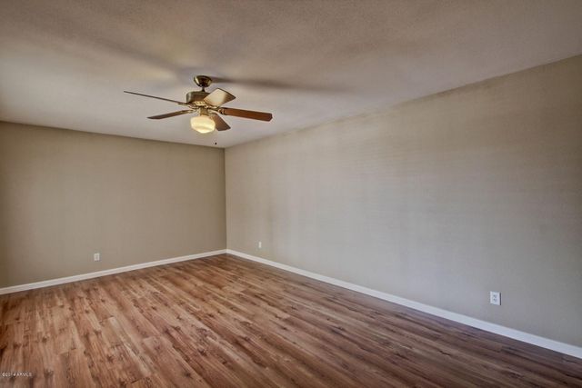 1030 E Manhatton Drive, Tempe, AZ 85282