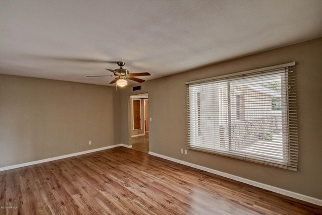 1030 E Manhatton Drive, Tempe, AZ 85282