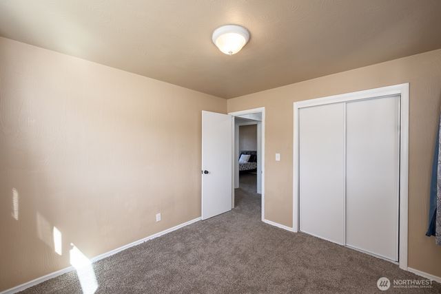 2008 S Belair Drive, Moses Lake, WA 98837