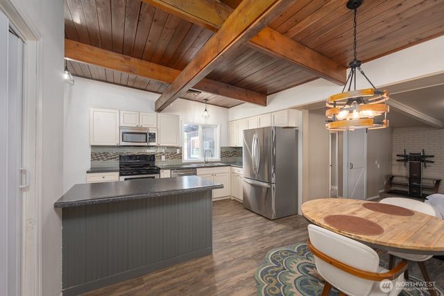 2008 S Belair Drive, Moses Lake, WA 98837
