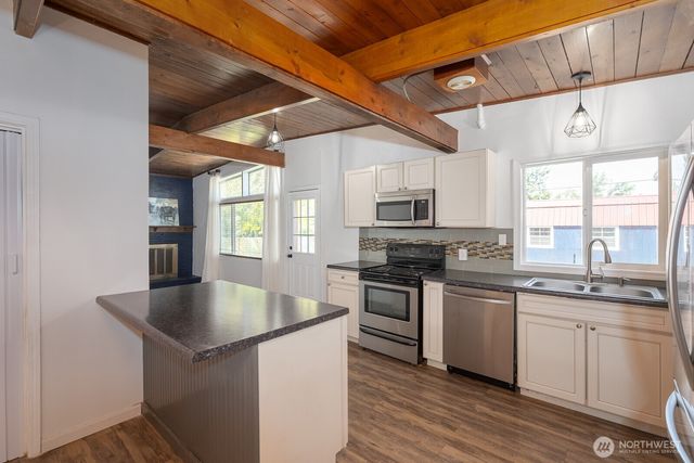 2008 S Belair Drive, Moses Lake, WA 98837