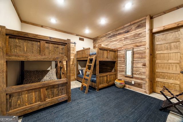 450 Miracle Lane, Blue Ridge, GA 30513