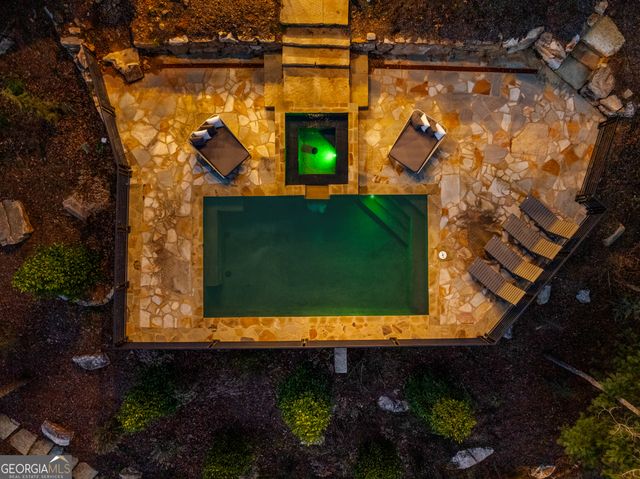 450 Miracle Lane, Blue Ridge, GA 30513