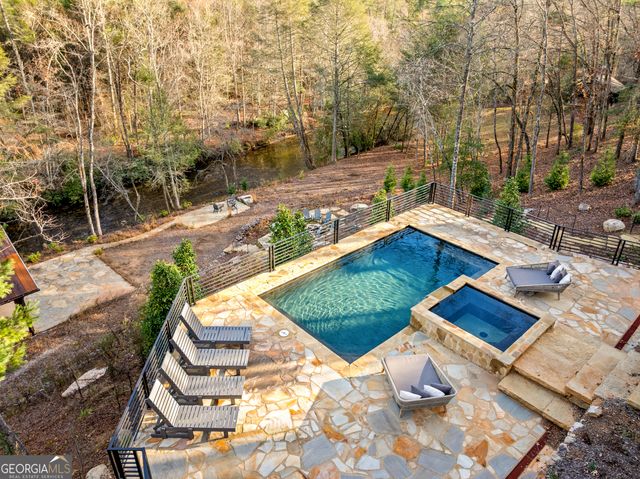 450 Miracle Lane, Blue Ridge, GA 30513