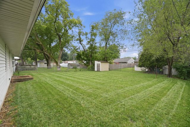 5943 Idaho Avenue N, Crystal, MN 55428